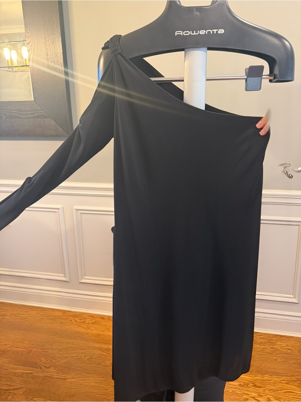 BCBGMAXAZRIA Black One-Shoulder Jersey Cocktail Dress Size M